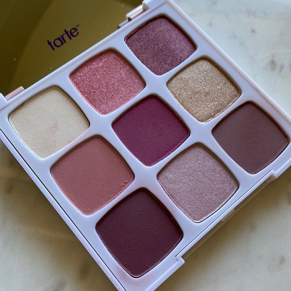 Tarte tartelette lil’ juicy eyeshadow palette - Picture 1 of 5